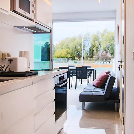 Апартаменты Phaedrus Living - Seaside Luxury Flat Harbour 109 Пафос Экстерьер фото