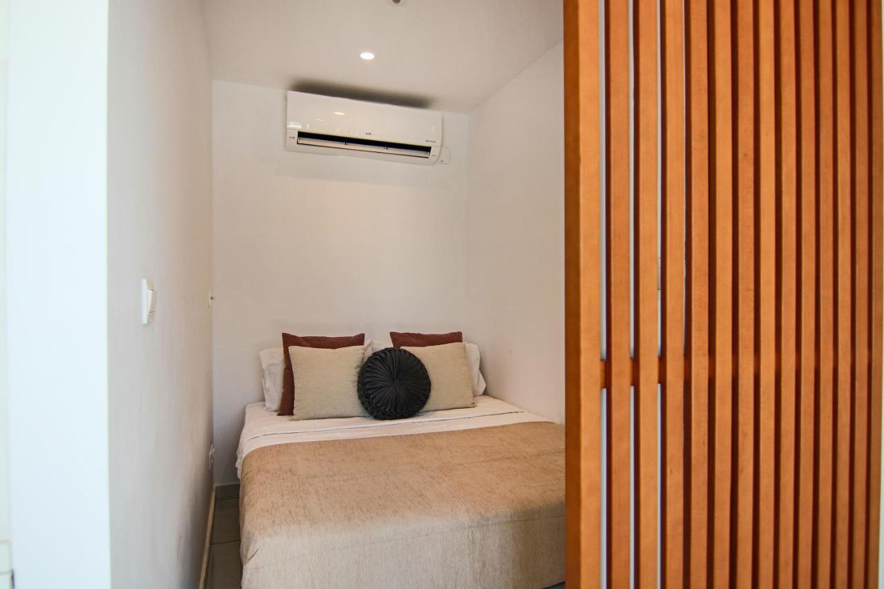 Апартаменты Phaedrus Living - Seaside Luxury Flat Harbour 109 Пафос Экстерьер фото